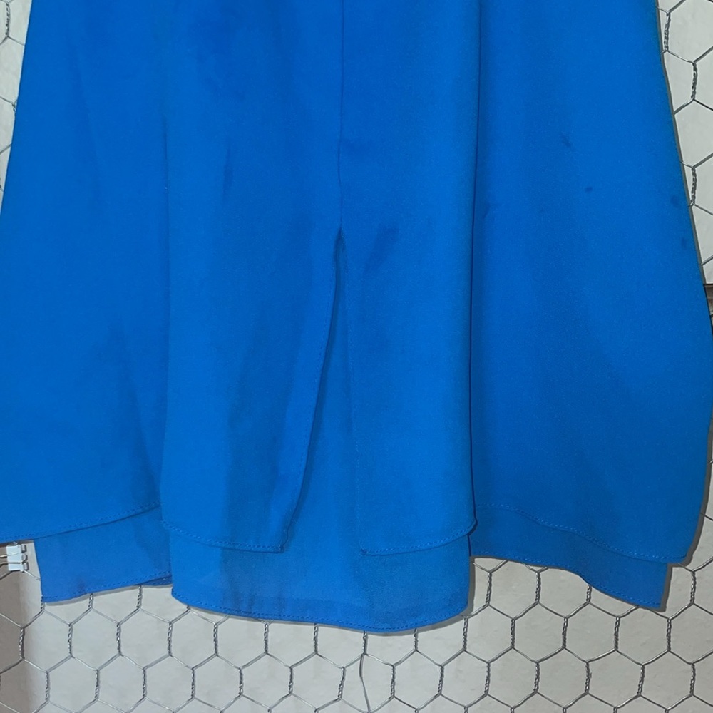Blue Polyester Spaghetti Strap H-back Shell Top. Size Small. - Picture 2 of 5